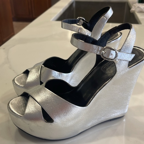 Matiko Silver wedges